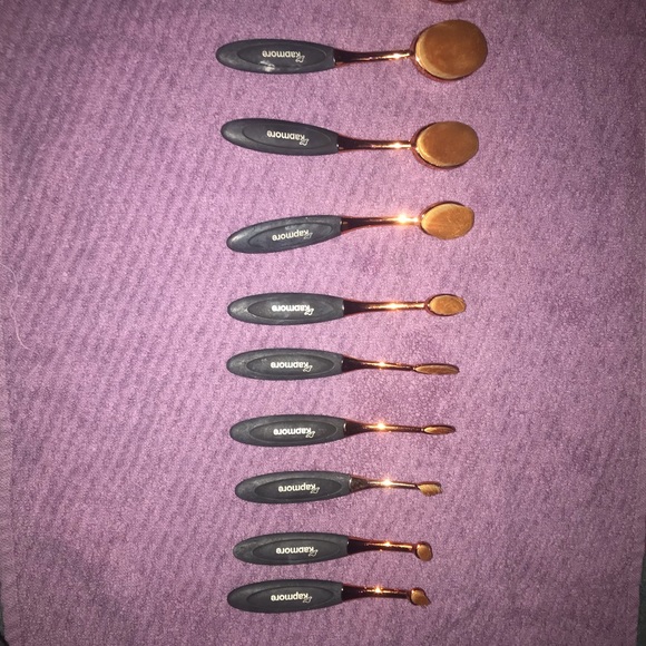 Brand New Makeup Brushes